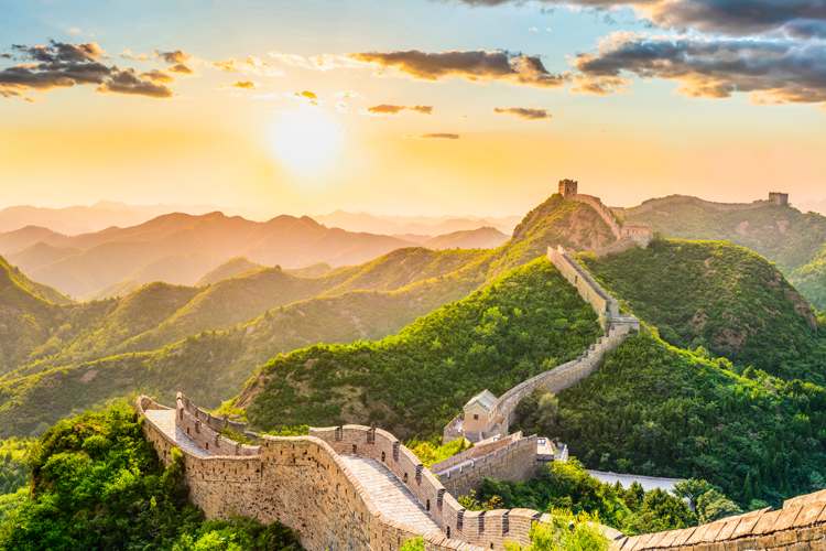 2 Days Great Wall Elegance Cultural Odyssey: Champagne, Crafts & Countryside