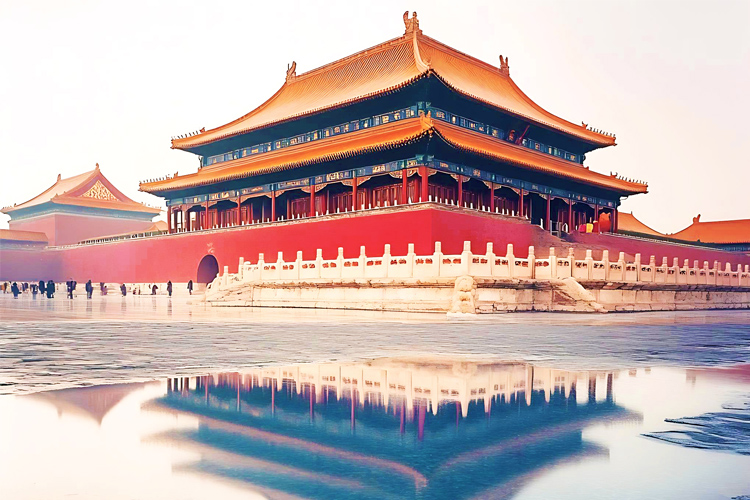 Tiananmen Square, Forbidden City & Treasure Museum Half-Day Group Tour