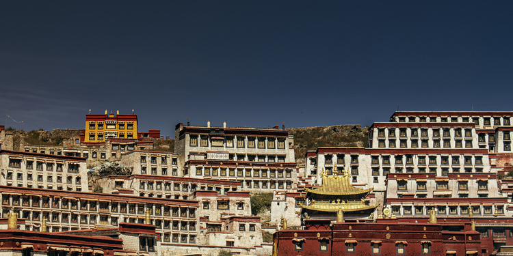 西藏全景高原红双飞8天